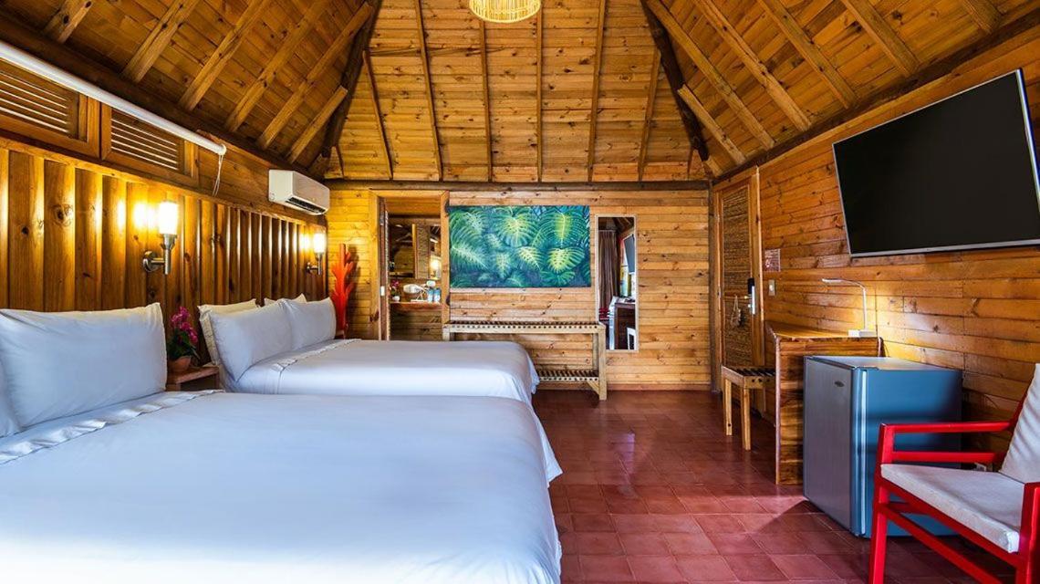 Hotel Isla Del Encanto Бару Экстерьер фото